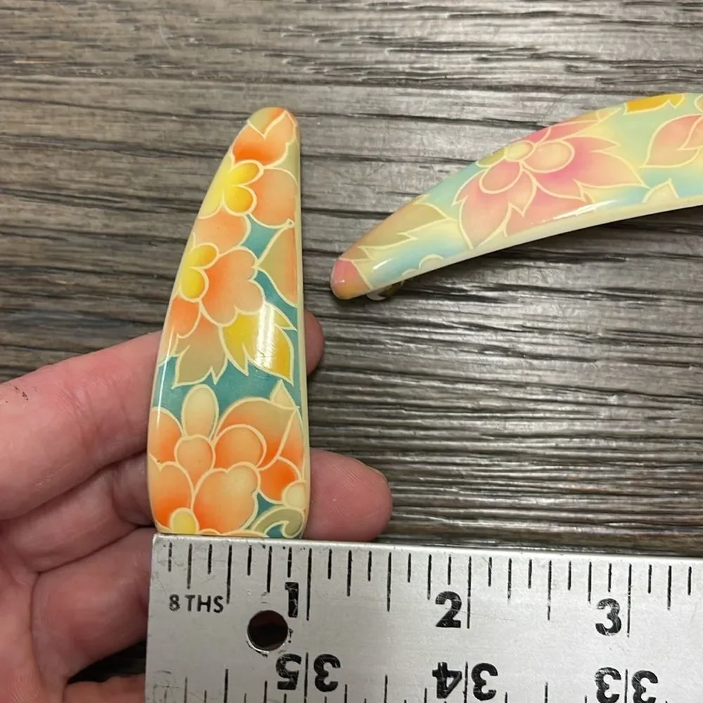Vintage HAIRCRAFT Comb and Barrettes - Hair Clips NWT Hawaiian Print Design